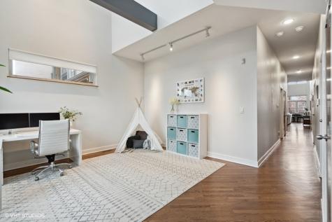 1739 North Clybourn Avenue Chicago IL 60614