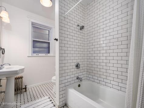 1365 East 52nd Street Chicago IL 60615