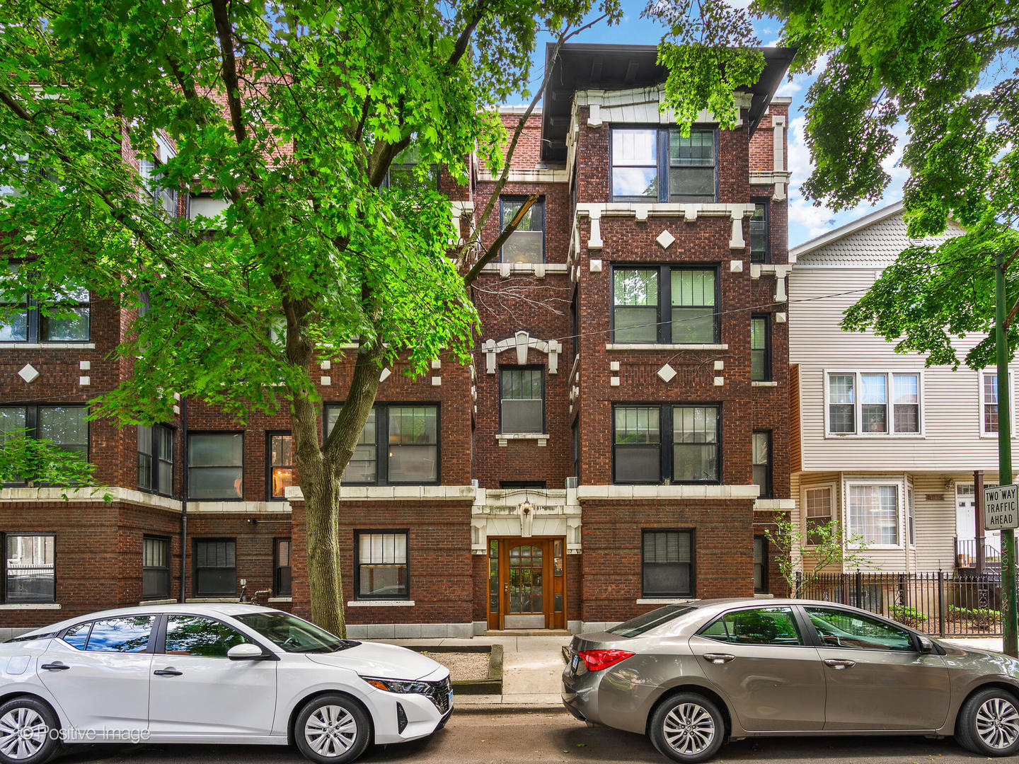 1365 East 52nd Street Chicago IL 60615