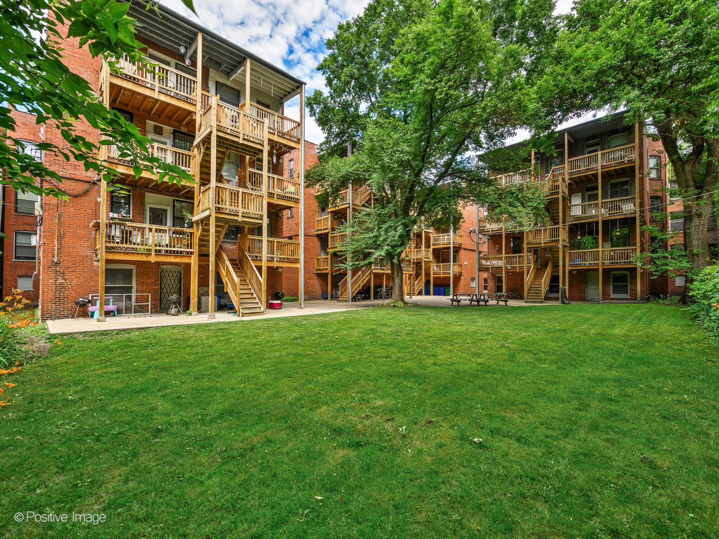 1365 East 52nd Street Chicago IL 60615