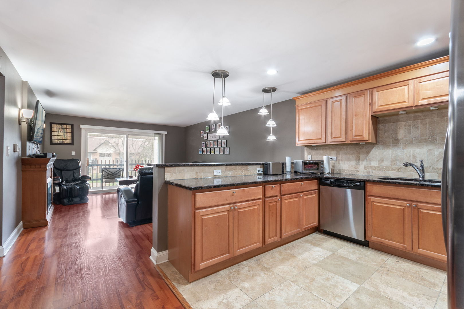 9A Kingery Quarter Willowbrook IL 60527