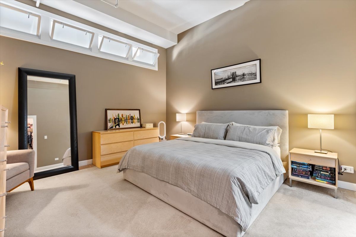 70 East 18th Street Chicago IL 60616