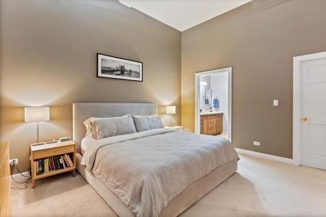 70 East 18th Street Chicago IL 60616