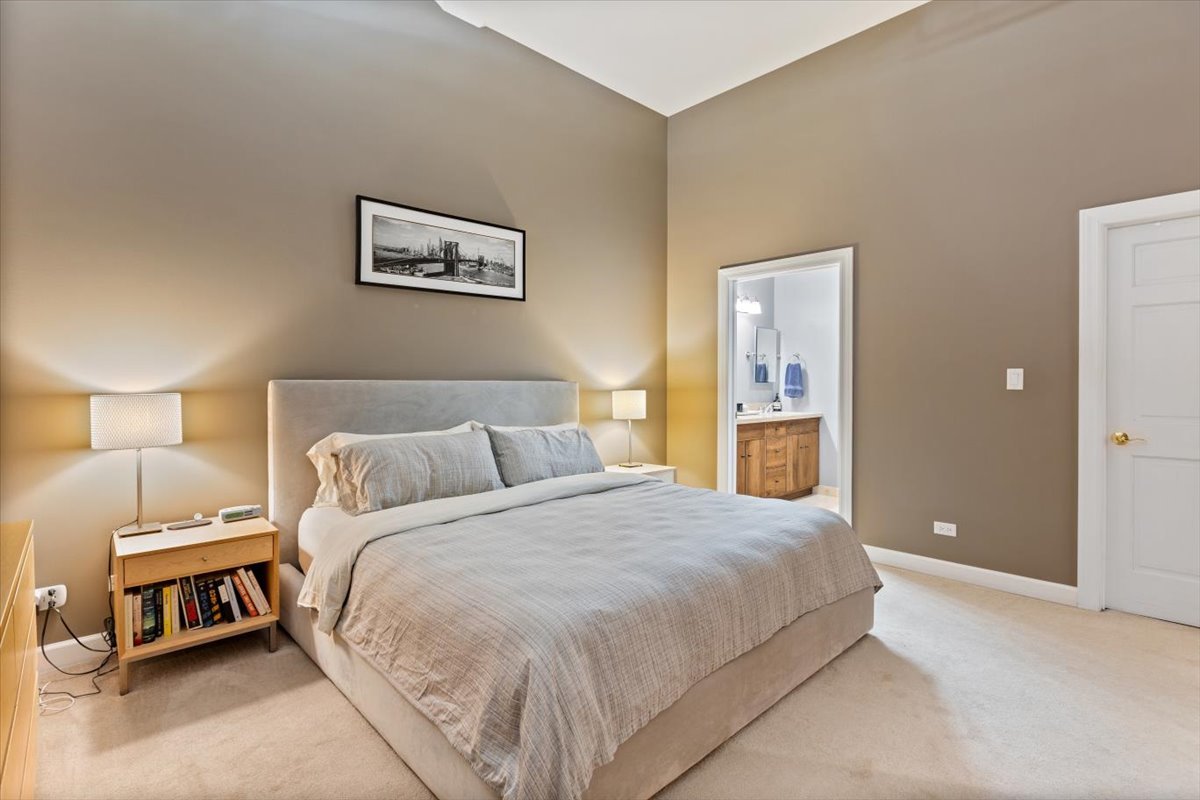 70 East 18th Street Chicago IL 60616