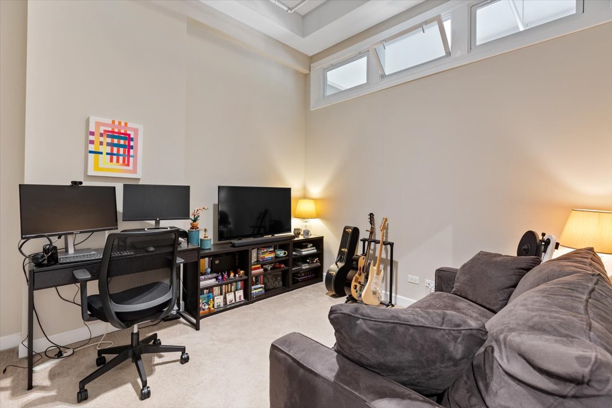 70 East 18th Street Chicago IL 60616