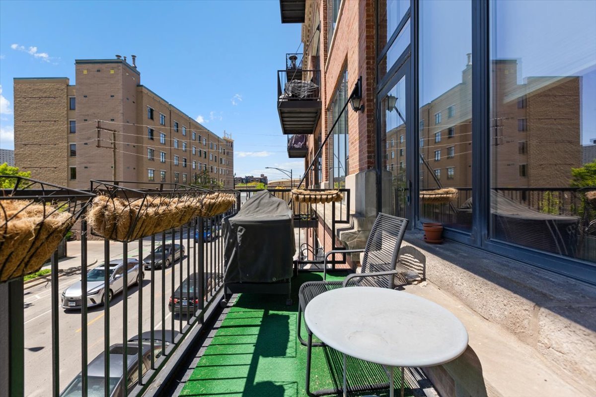 70 East 18th Street Chicago IL 60616