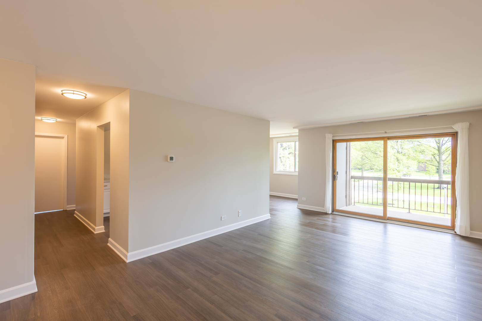 450 Raintree Court Glen Ellyn IL 60137