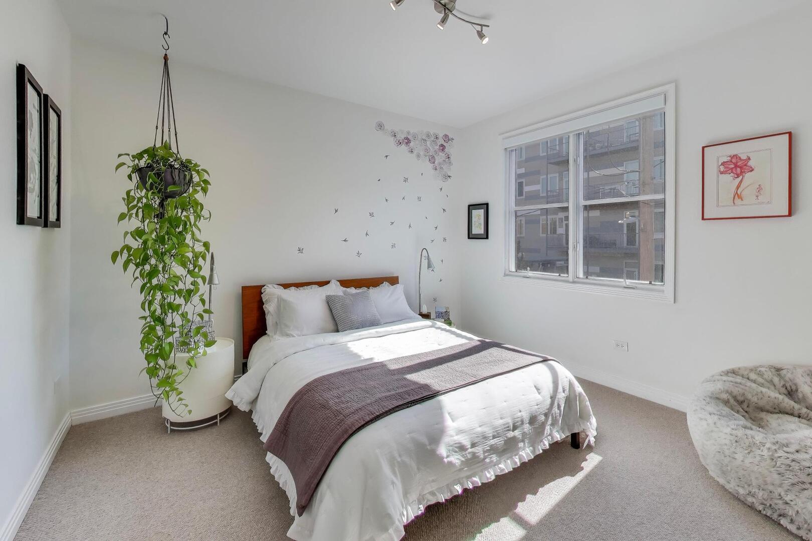 1137 West Monroe Street Chicago IL 60607