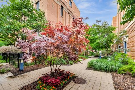 1137 West Monroe Street Chicago IL 60607