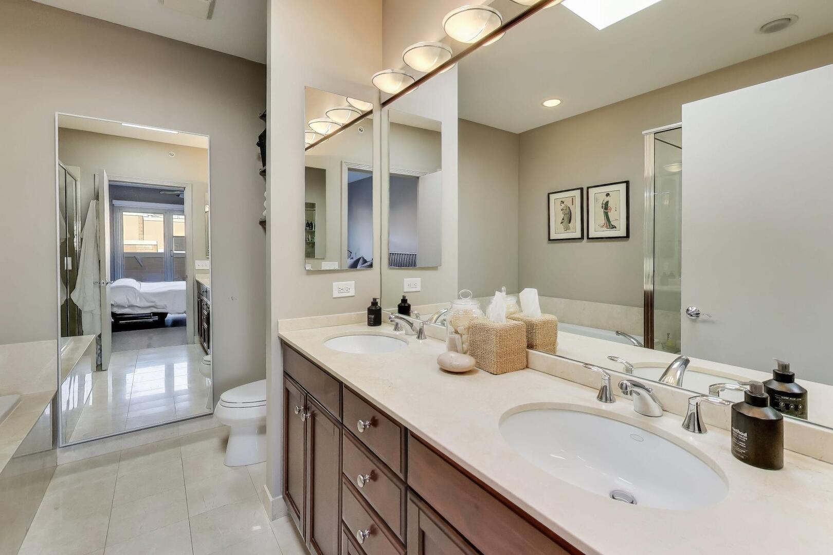1137 West Monroe Street Chicago IL 60607