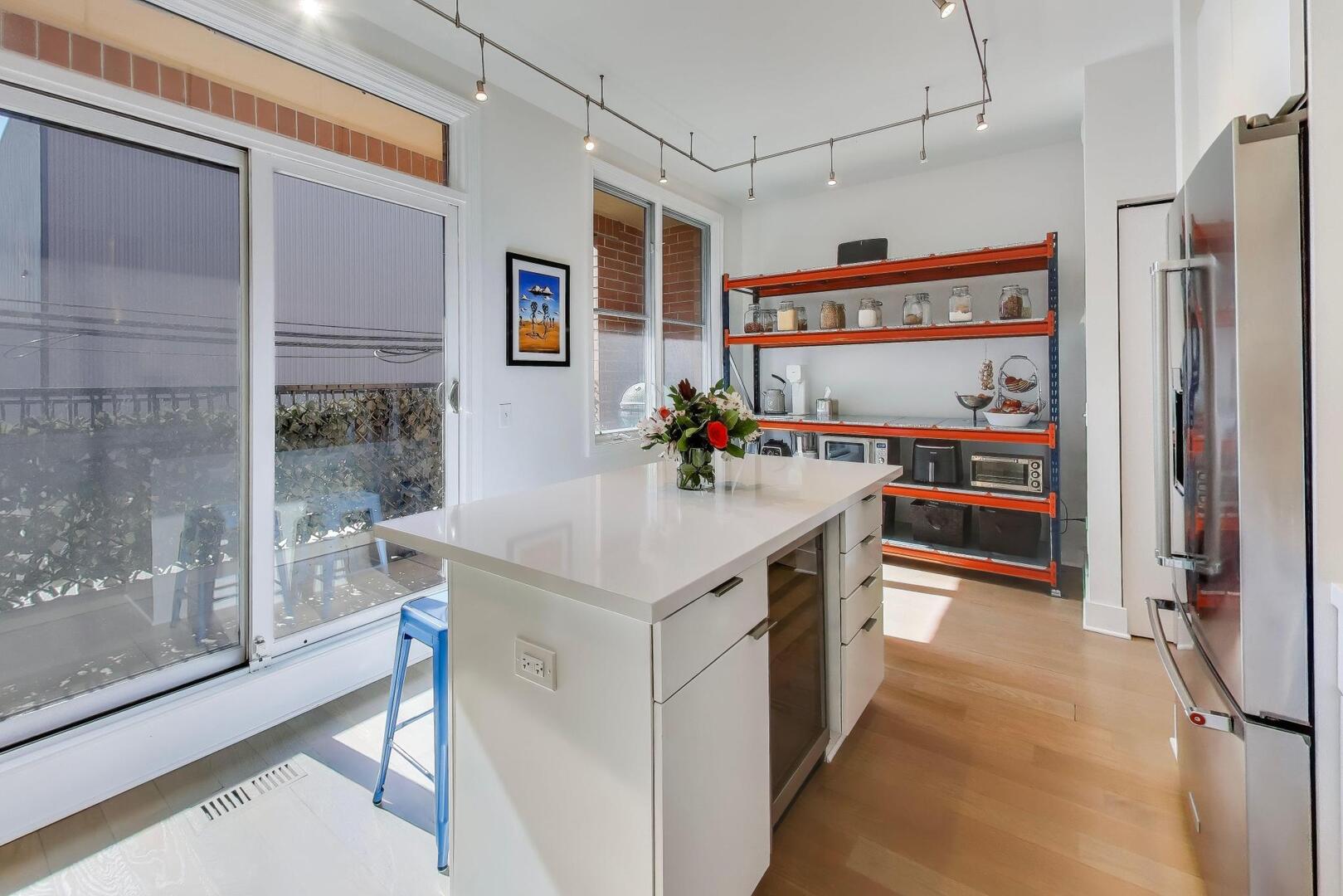 1137 West Monroe Street Chicago IL 60607