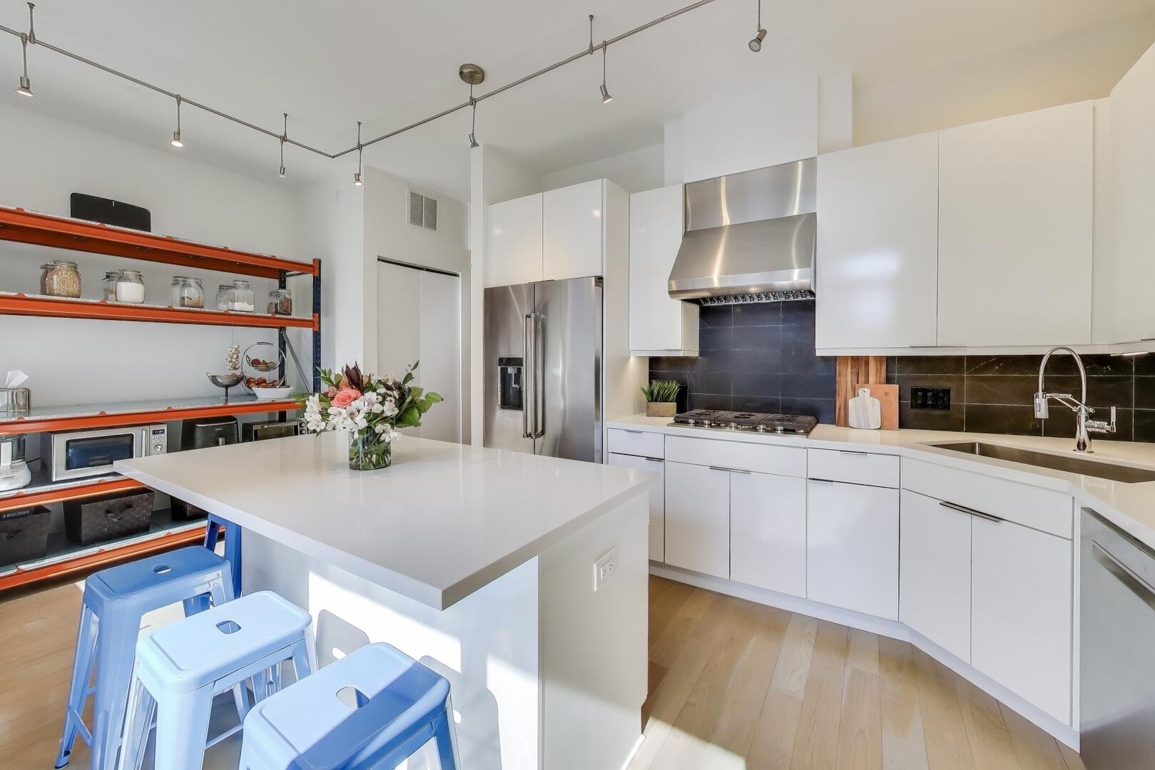 1137 West Monroe Street Chicago IL 60607