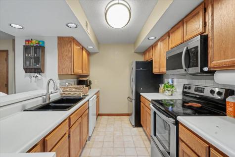 1807 Glenwood Oaks Court Urbana IL 61801