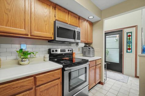 1807 Glenwood Oaks Court Urbana IL 61801