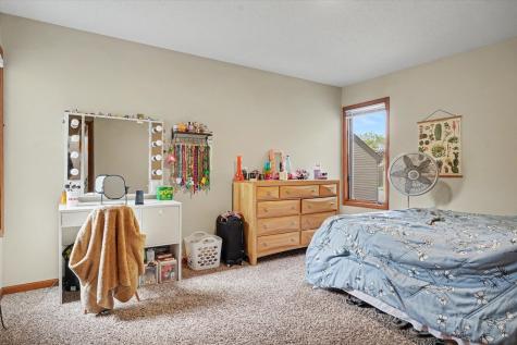 1807 Glenwood Oaks Court Urbana IL 61801