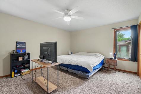 1807 Glenwood Oaks Court Urbana IL 61801