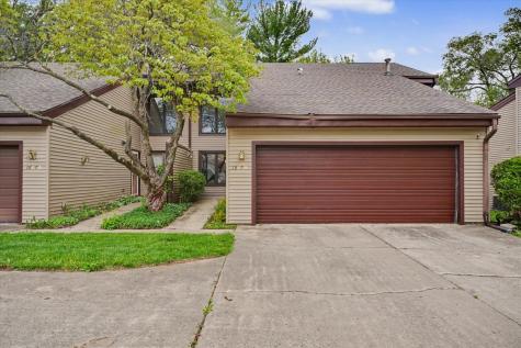 1807 Glenwood Oaks Court Urbana IL 61801