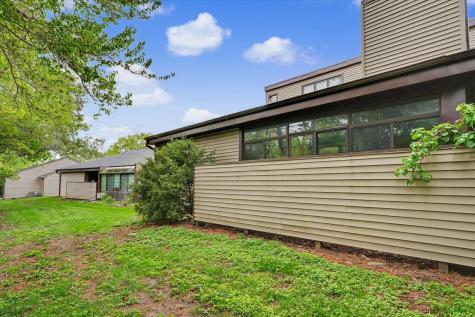 1807 Glenwood Oaks Court Urbana IL 61801