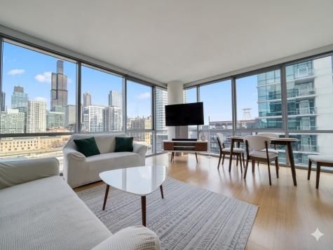 123 South Green Street Chicago IL 60607