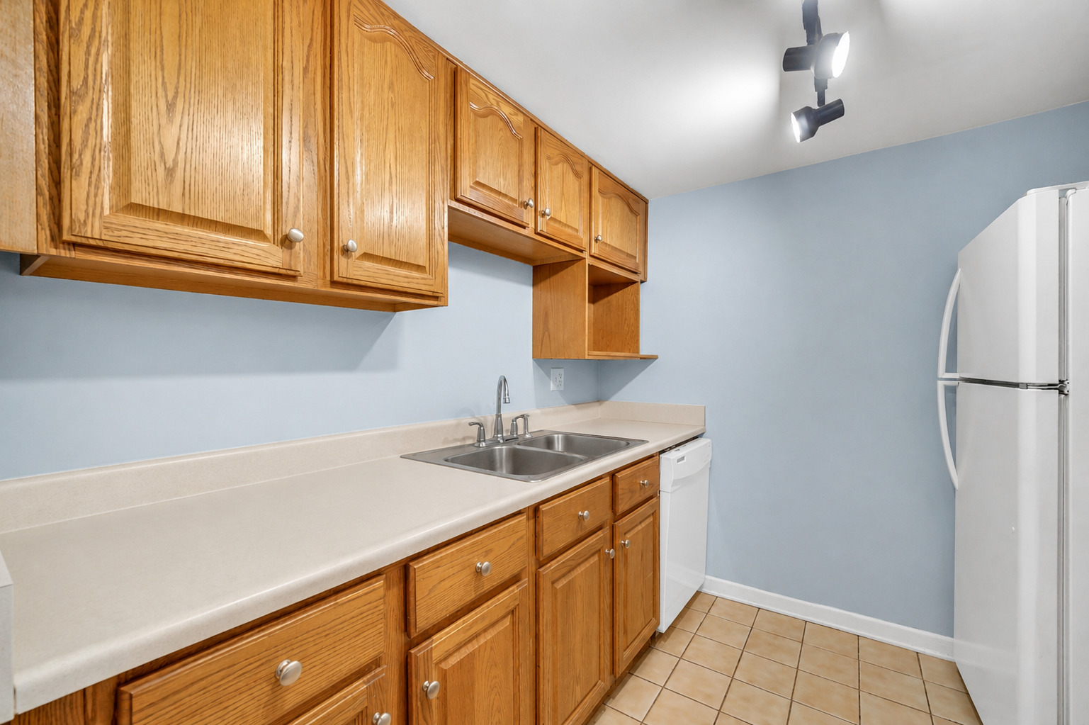 138 East Bailey Road Naperville IL 60565