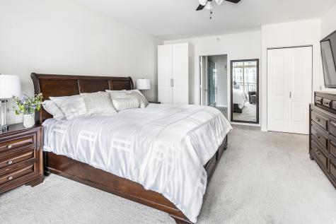 21 West Chestnut Street Chicago IL 60610