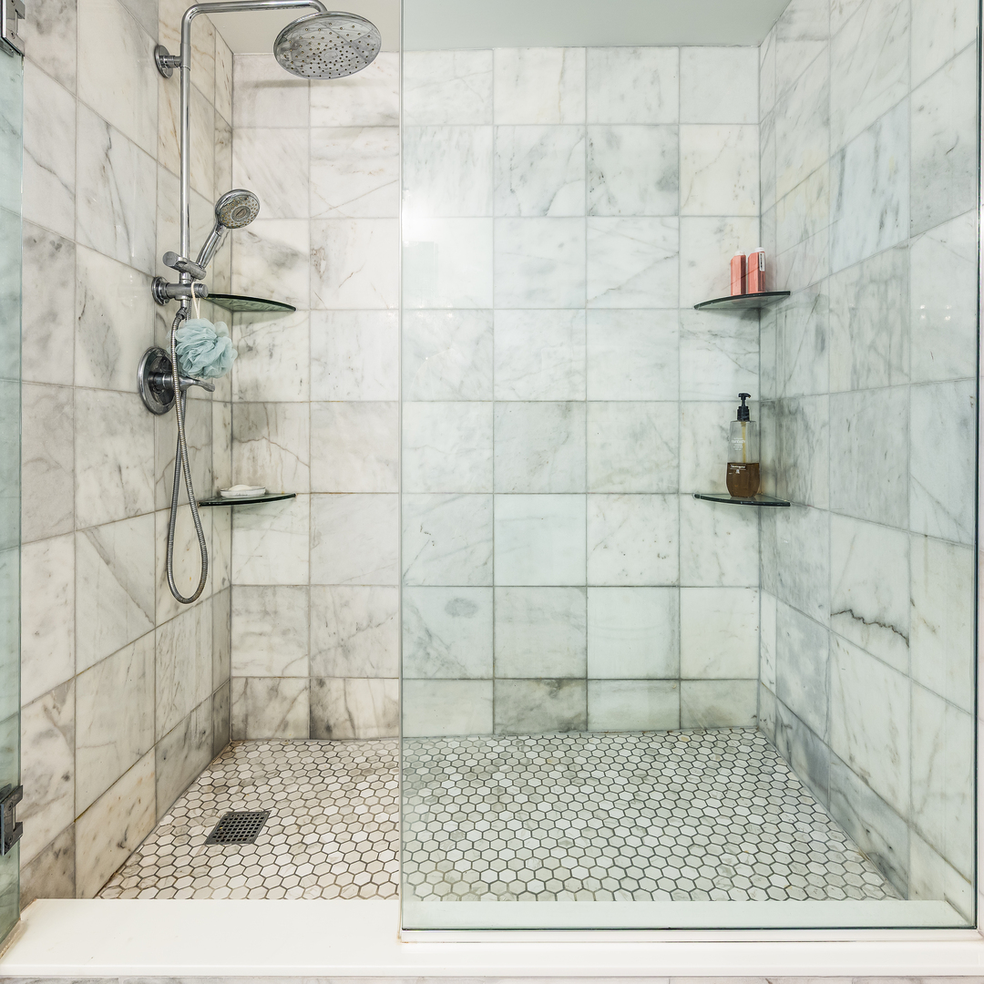 21 West Chestnut Street Chicago IL 60610