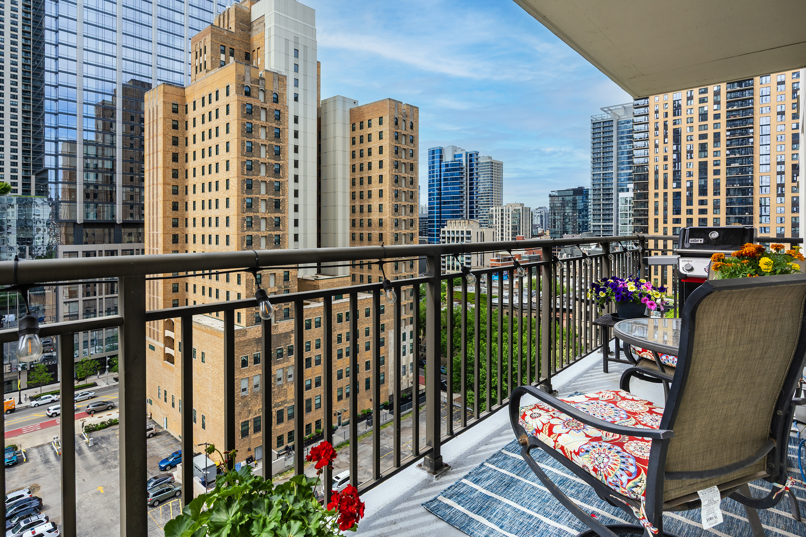 21 West Chestnut Street Chicago IL 60610