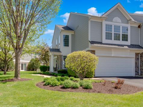 656 Hawley Drive Oswego IL 60543