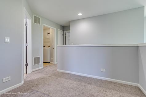 656 Hawley Drive Oswego IL 60543