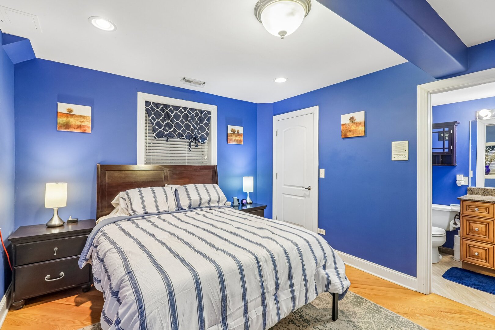 5859 North Glenwood Avenue Chicago IL 60660