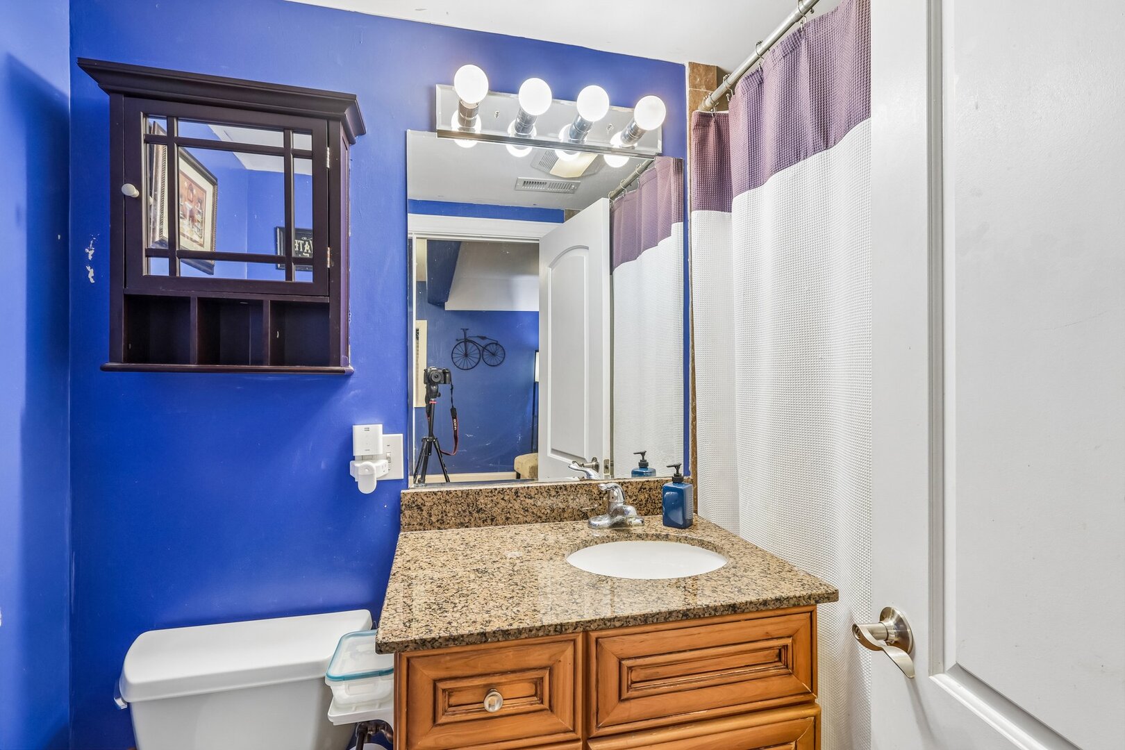 5859 North Glenwood Avenue Chicago IL 60660