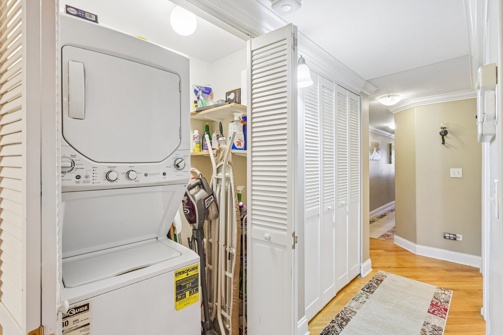 5859 North Glenwood Avenue Chicago IL 60660