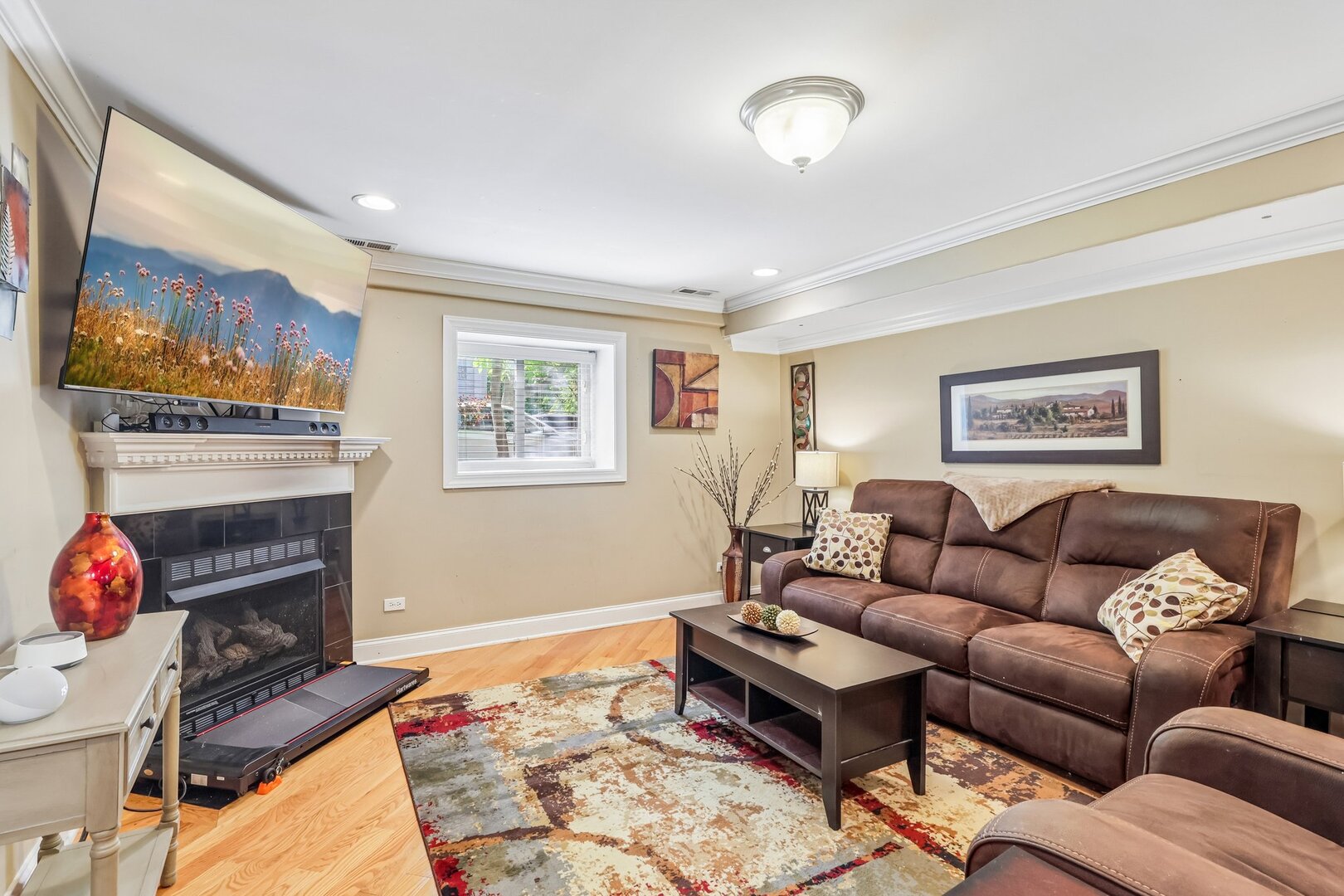 5859 North Glenwood Avenue Chicago IL 60660