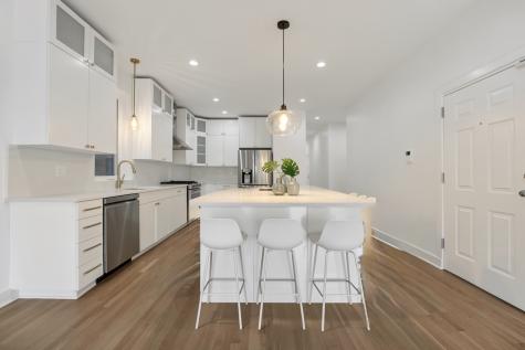 1445 West Grand Avenue Chicago IL 60642