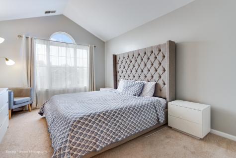 139 East Lake Ridge Drive Glendale Heights IL 60139