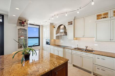 1040 North Lake Shore Drive Chicago IL 60611