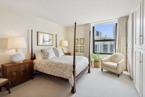 1040 North Lake Shore Drive Chicago IL 60611