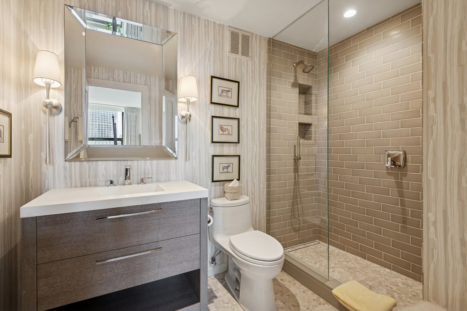 1040 North Lake Shore Drive Chicago IL 60611
