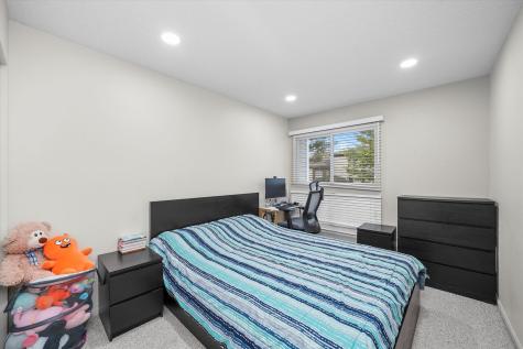 1265 Ranchview Court Buffalo Grove IL 60089