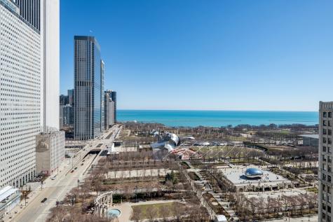 130 North Garland Court Chicago IL 60602