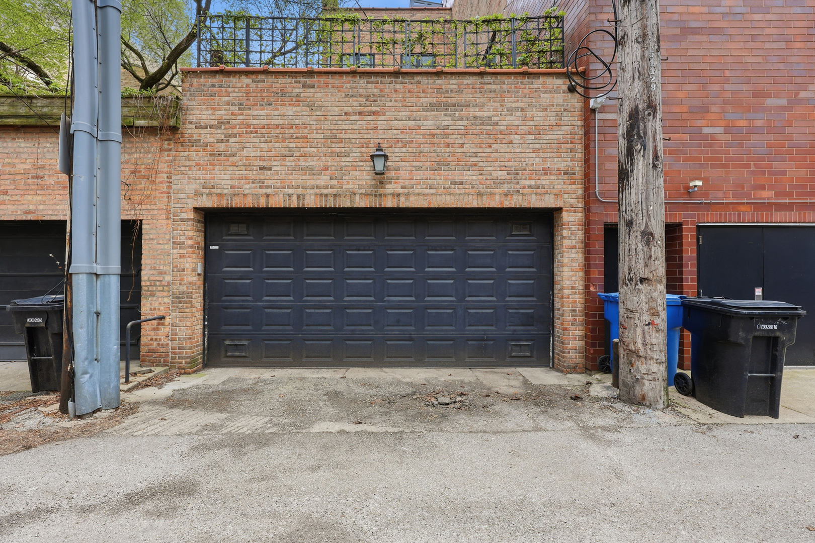 22 East Division Street Chicago IL 60610