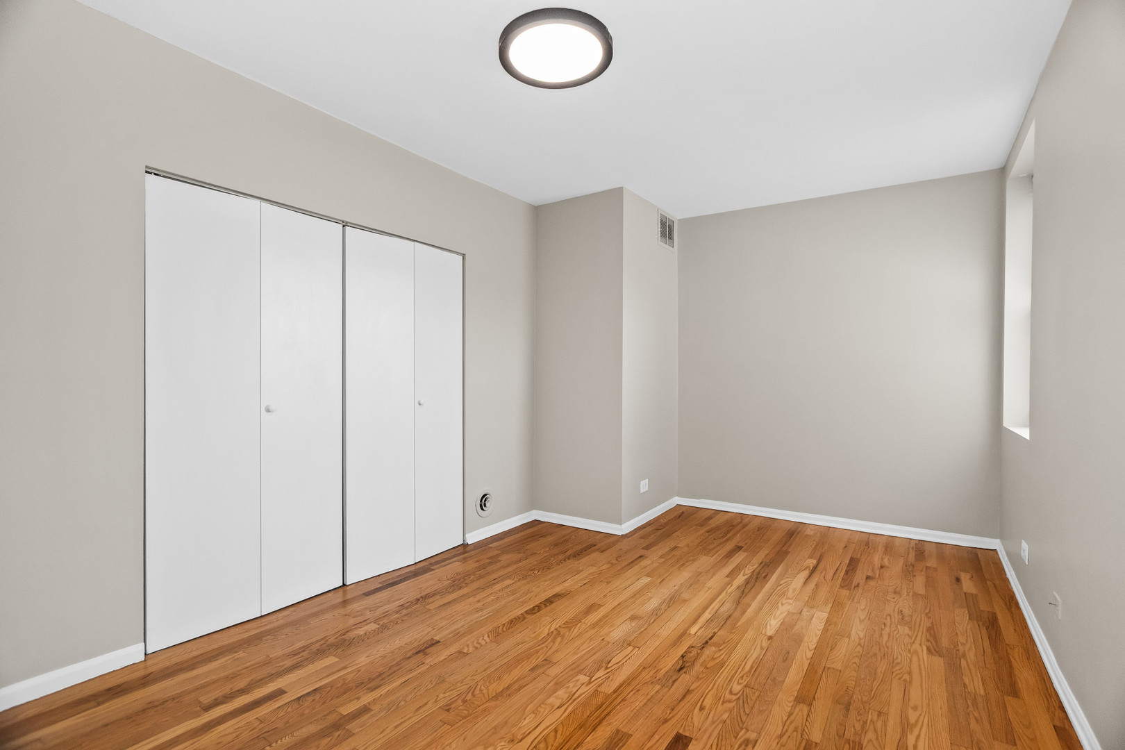 4529.5 South Drexel Boulevard Chicago IL 60653