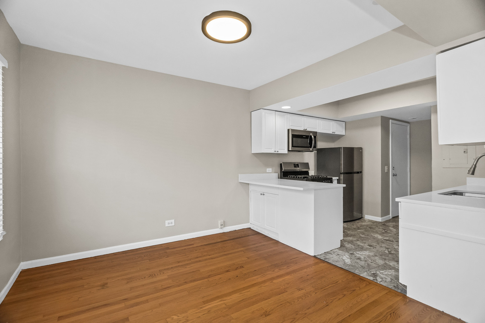 4529.5 South Drexel Boulevard Chicago IL 60653