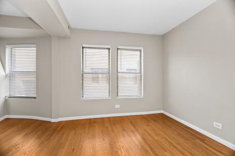 4529.5 South Drexel Boulevard Chicago IL 60653