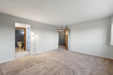 6421 Pershing Road Stickney IL 60402