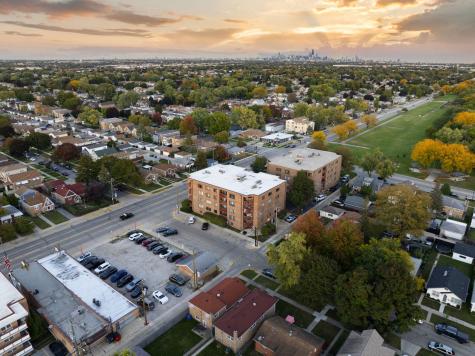 6421 Pershing Road Stickney IL 60402