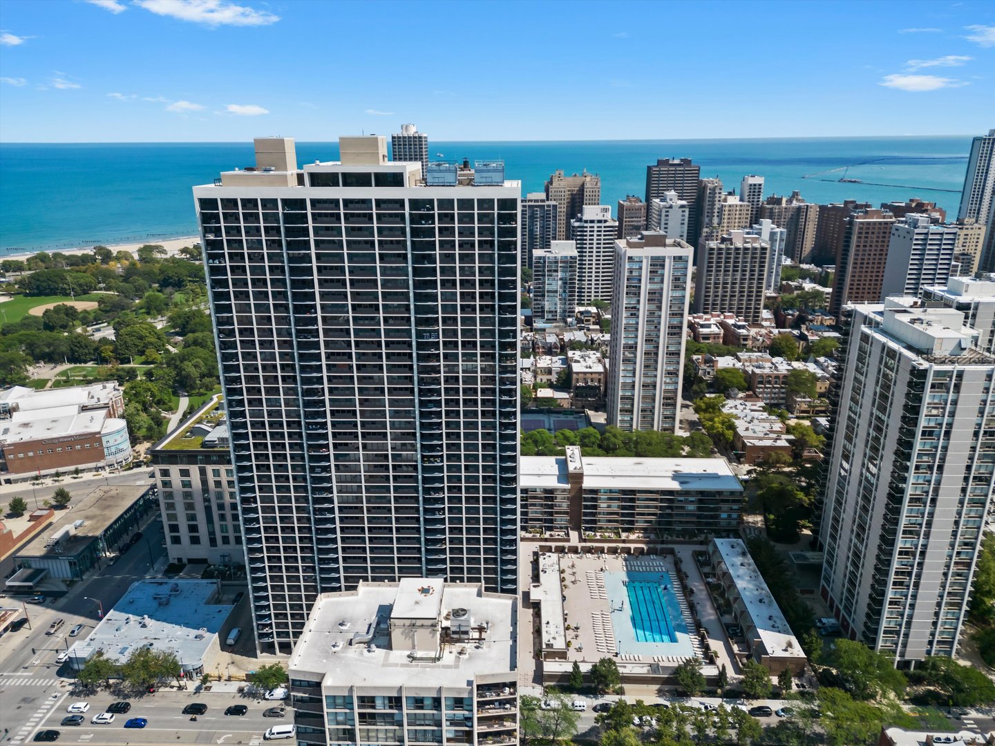1560 North Sandburg Terrace Chicago IL 60610