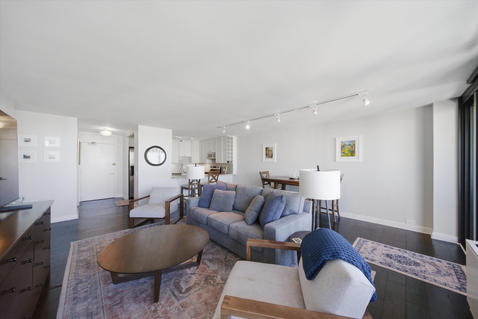 1560 North Sandburg Terrace Chicago IL 60610