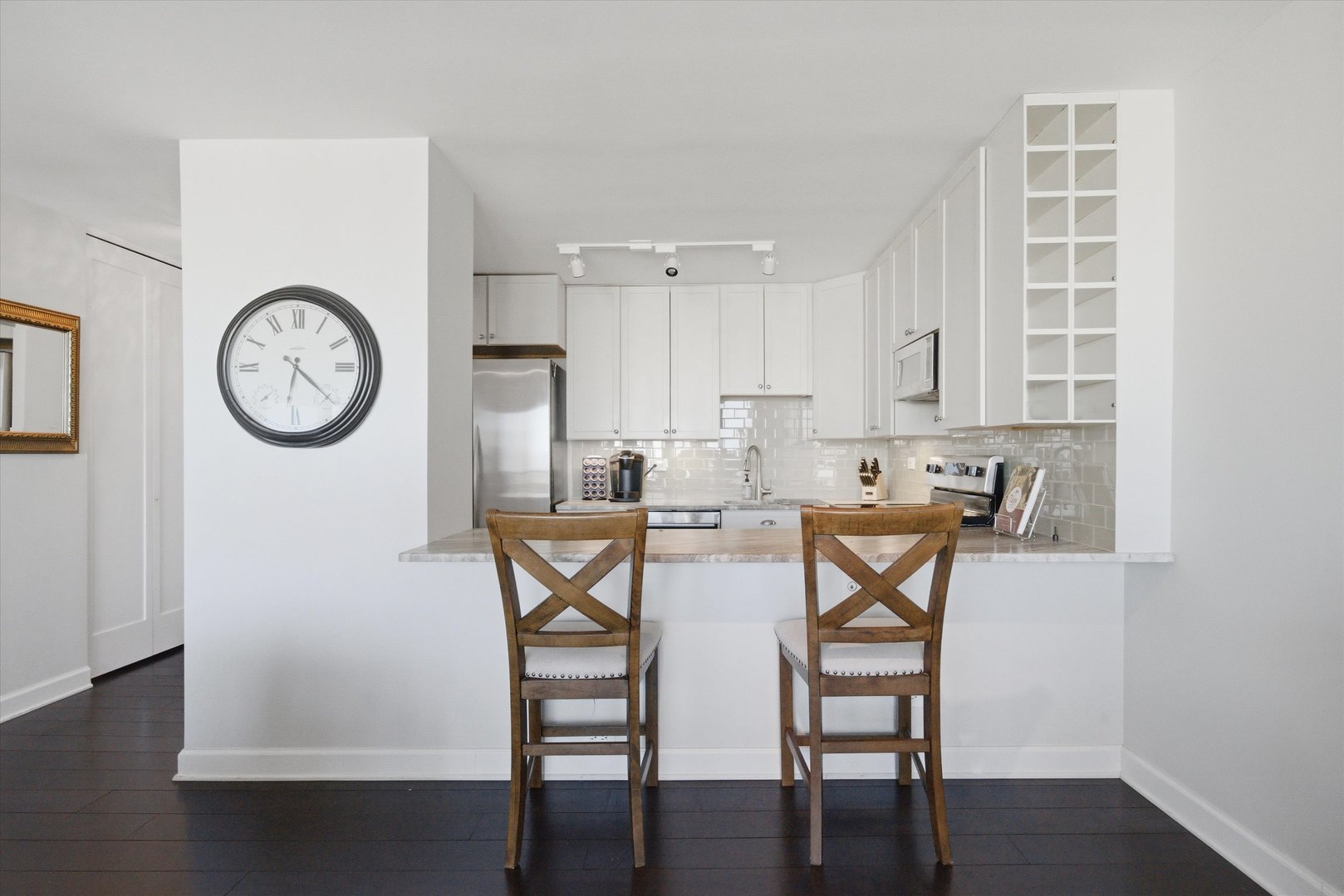 1560 North Sandburg Terrace Chicago IL 60610
