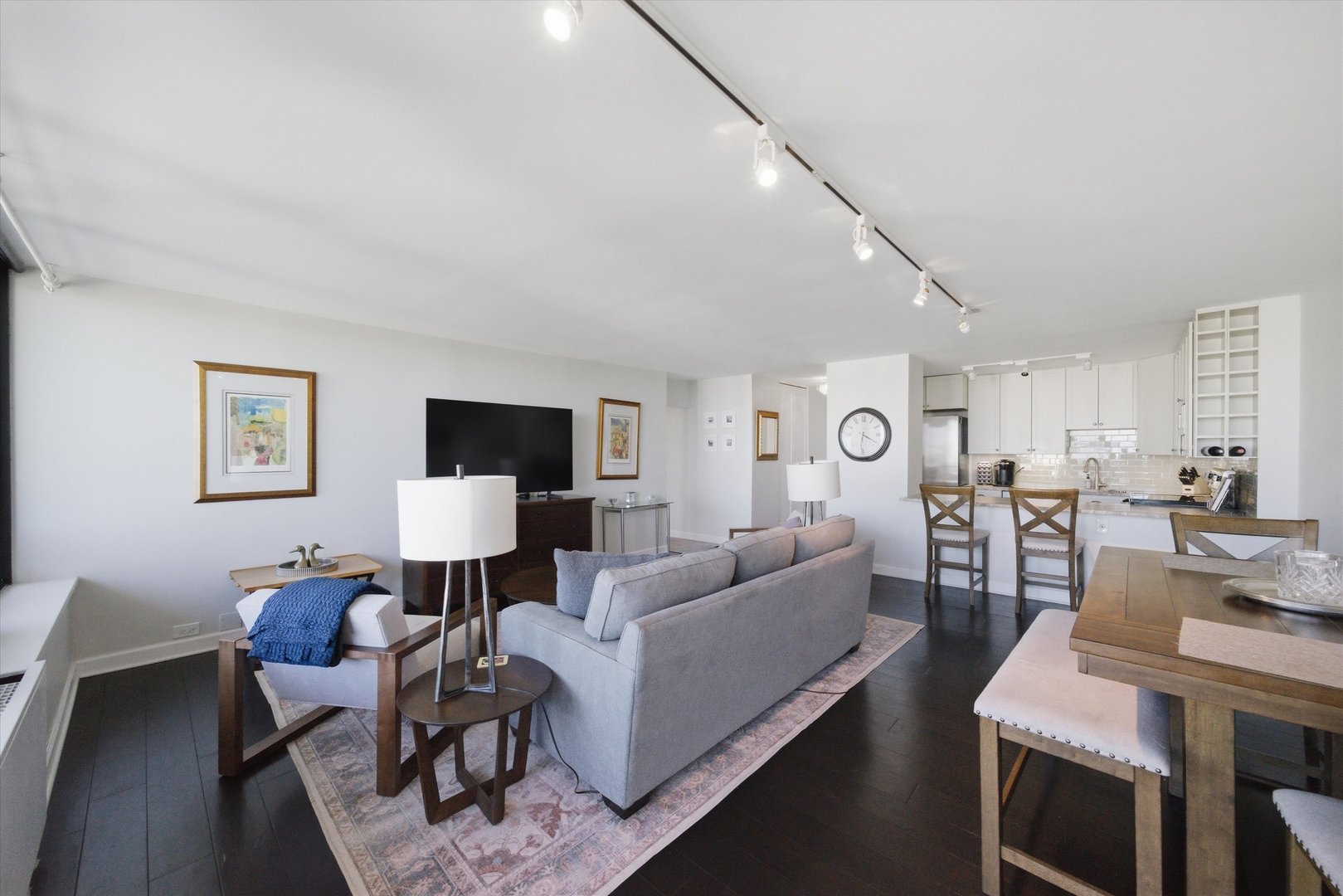 1560 North Sandburg Terrace Chicago IL 60610